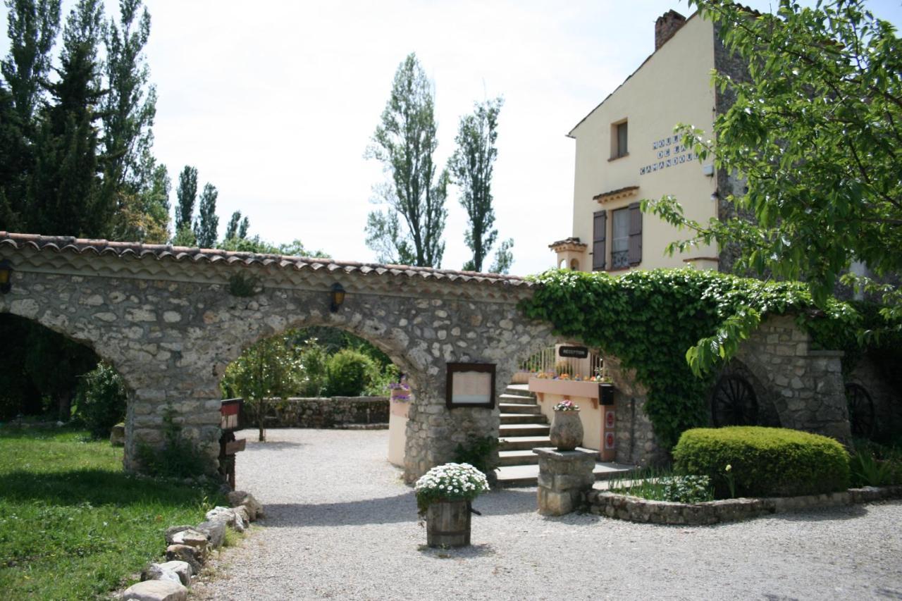 Hotel-Restaurant Le Moulin De La Camandoule Fayence Bagian luar foto