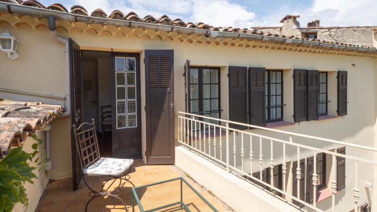 Hotel-Restaurant Le Moulin De La Camandoule Fayence Bagian luar foto